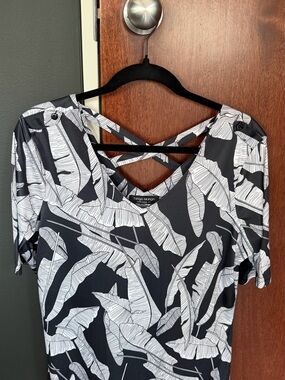 Tango Mango Black & White Leaf Print Strappy Back Blouse